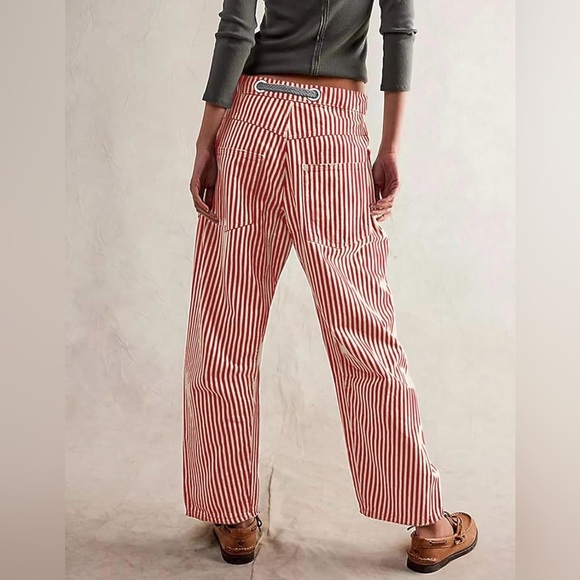 NWOT Med. Striped Red and White Women's Wide Leg Pants - Picture 3 of 11